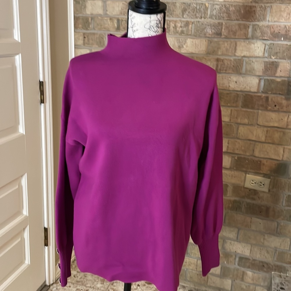 Tahari Women's Sweater in Vibrant Purple